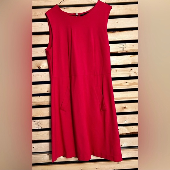 Fuschia strechy dress with pockets size L as new - Picture 1 of 4